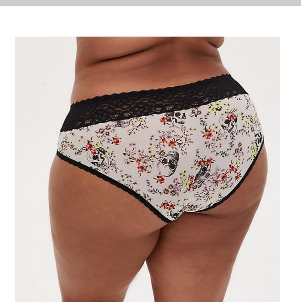 Skull floral hipster panty